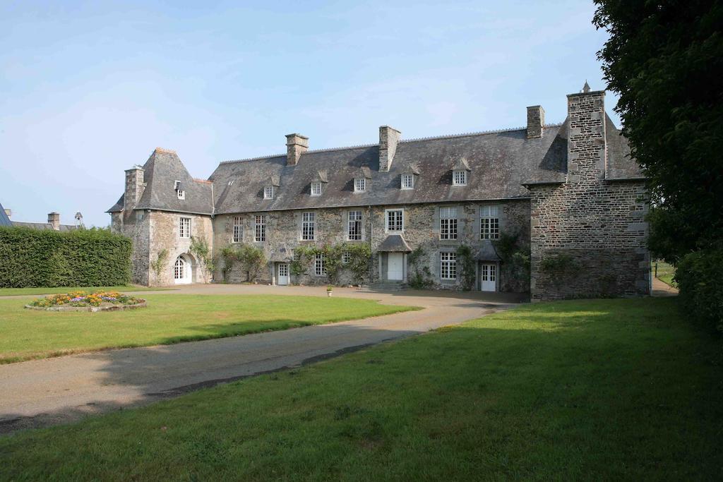 Bed and Breakfast Le Logis D'Équilly Exterior foto