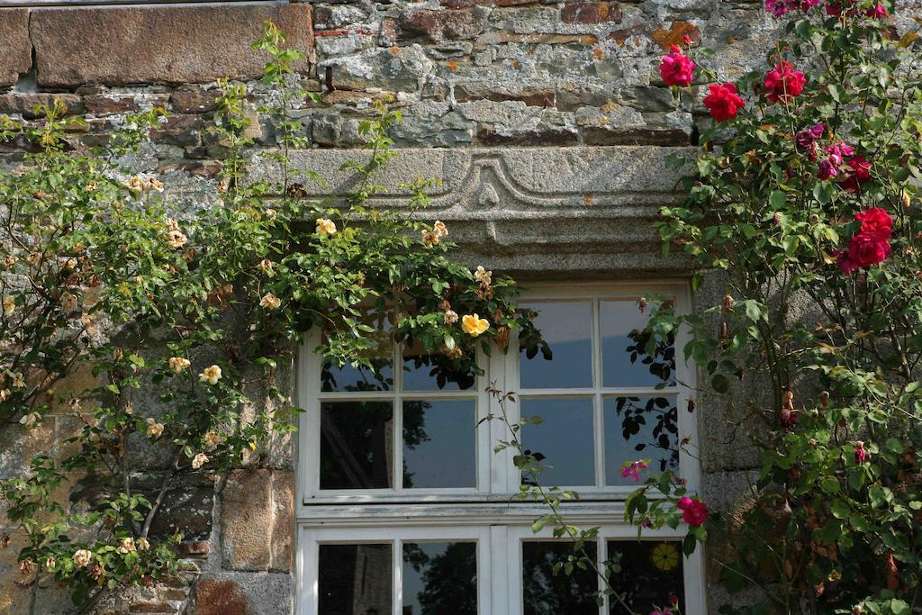 Bed and Breakfast Le Logis D'Équilly Exterior foto