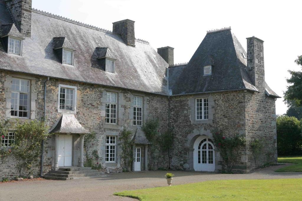 Bed and Breakfast Le Logis D'Équilly Exterior foto